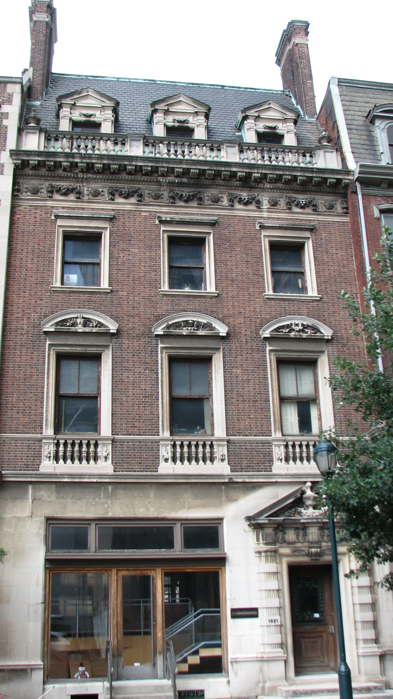 The building at 1921 Walnut was built by the firm of Cope & Stewardson.