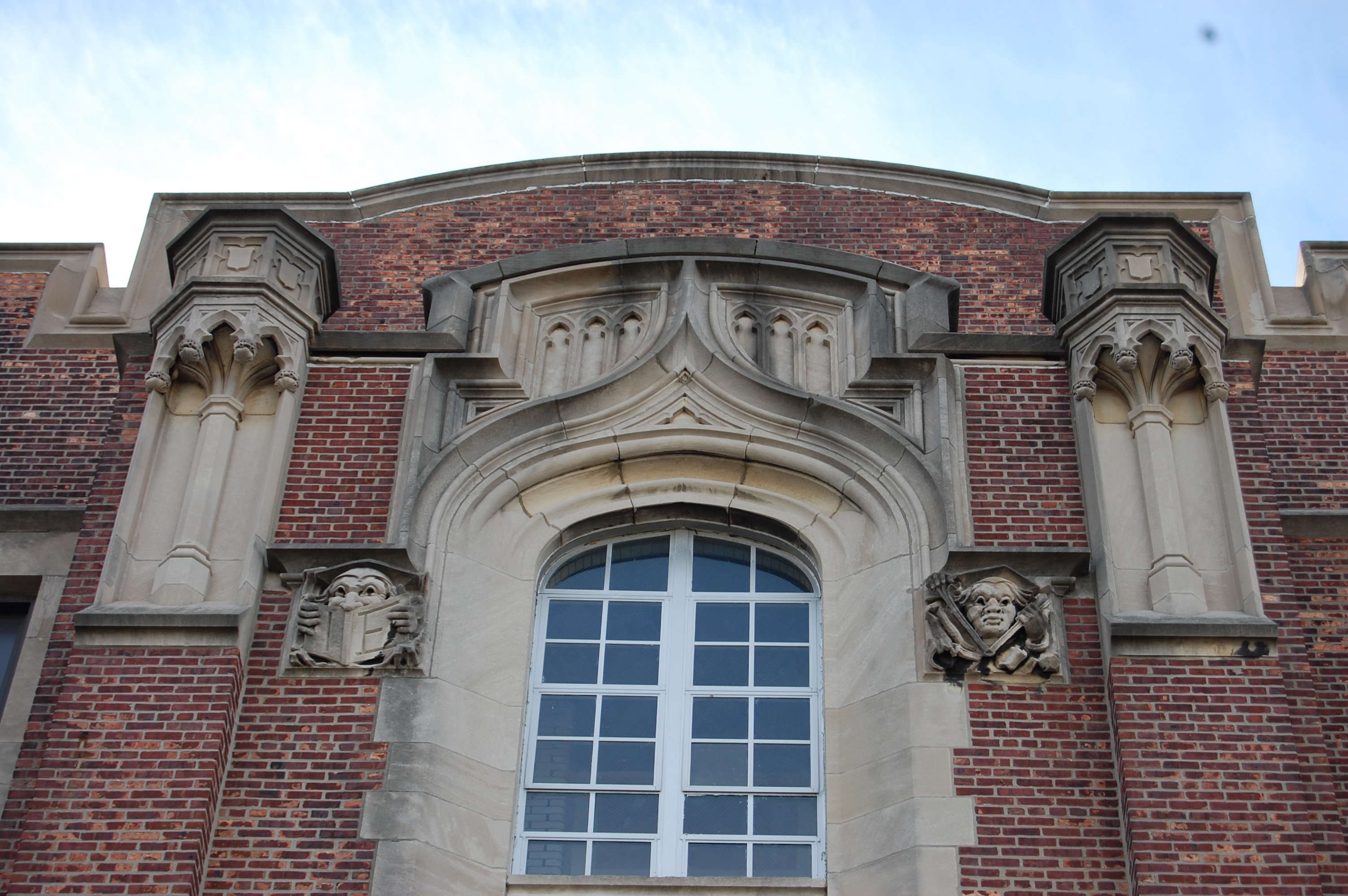 Gothic details were common in deCourcy Richards buildings. He designed 30 schools for the district.
