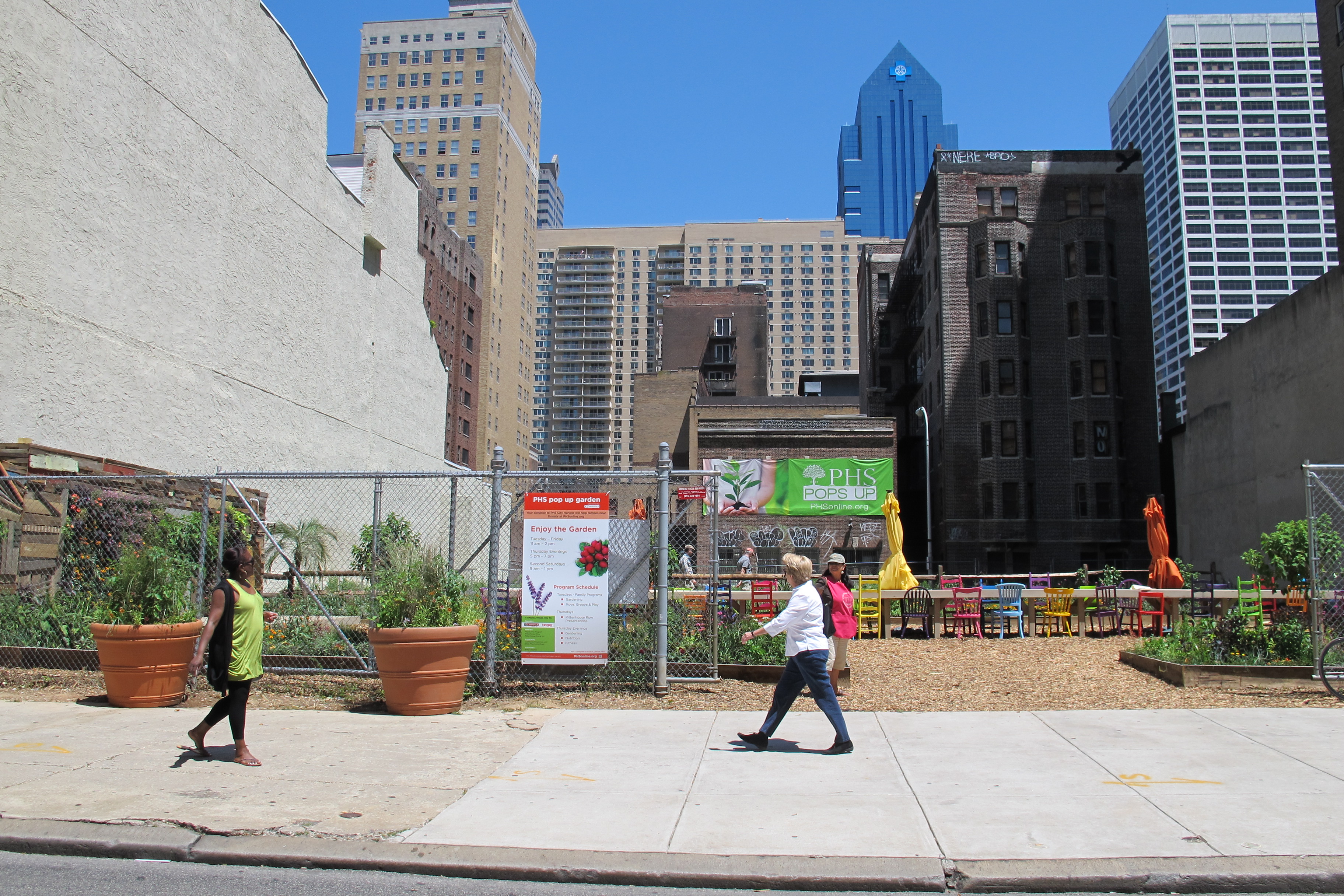 PHS Pops-Up Garden has taken over a vacant property on the 1900 block of Walnut Street.