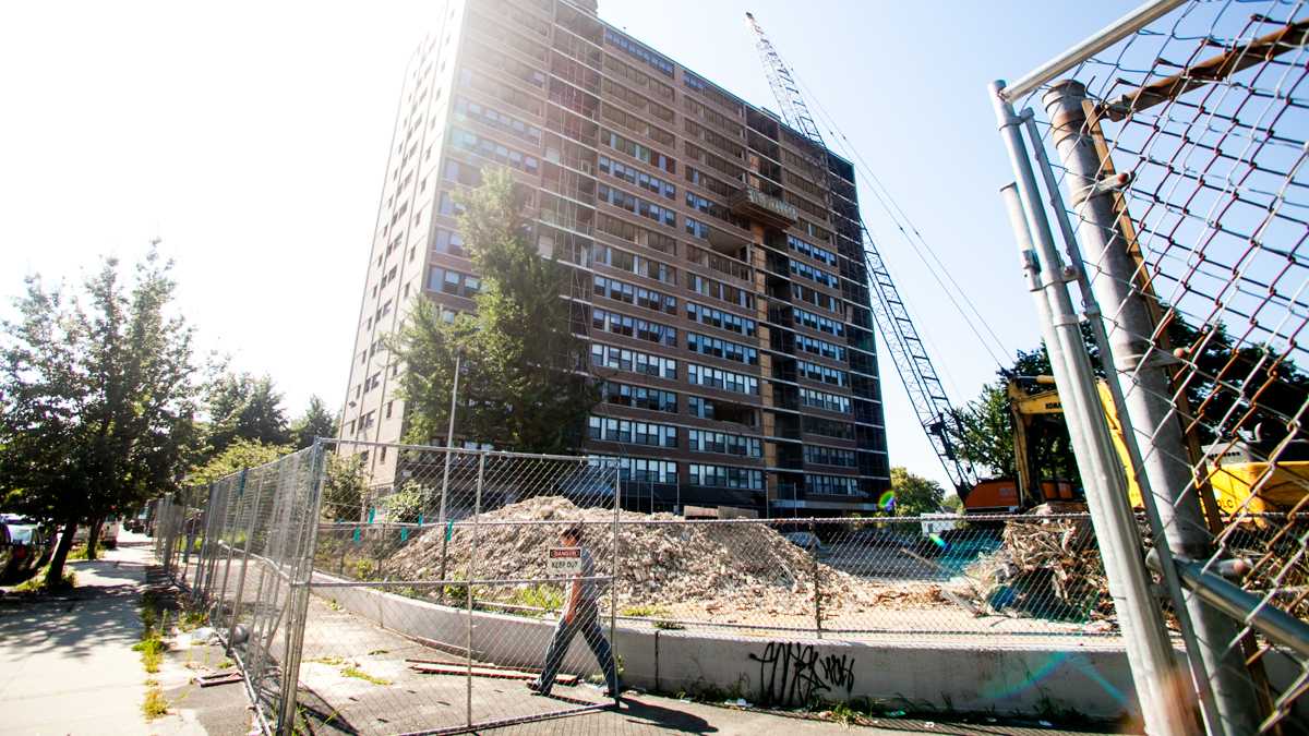 Come Saturday, you won't be able to see the Queen Lane Apartments tower anymore. (Brad Larrison/for NewsWorks)