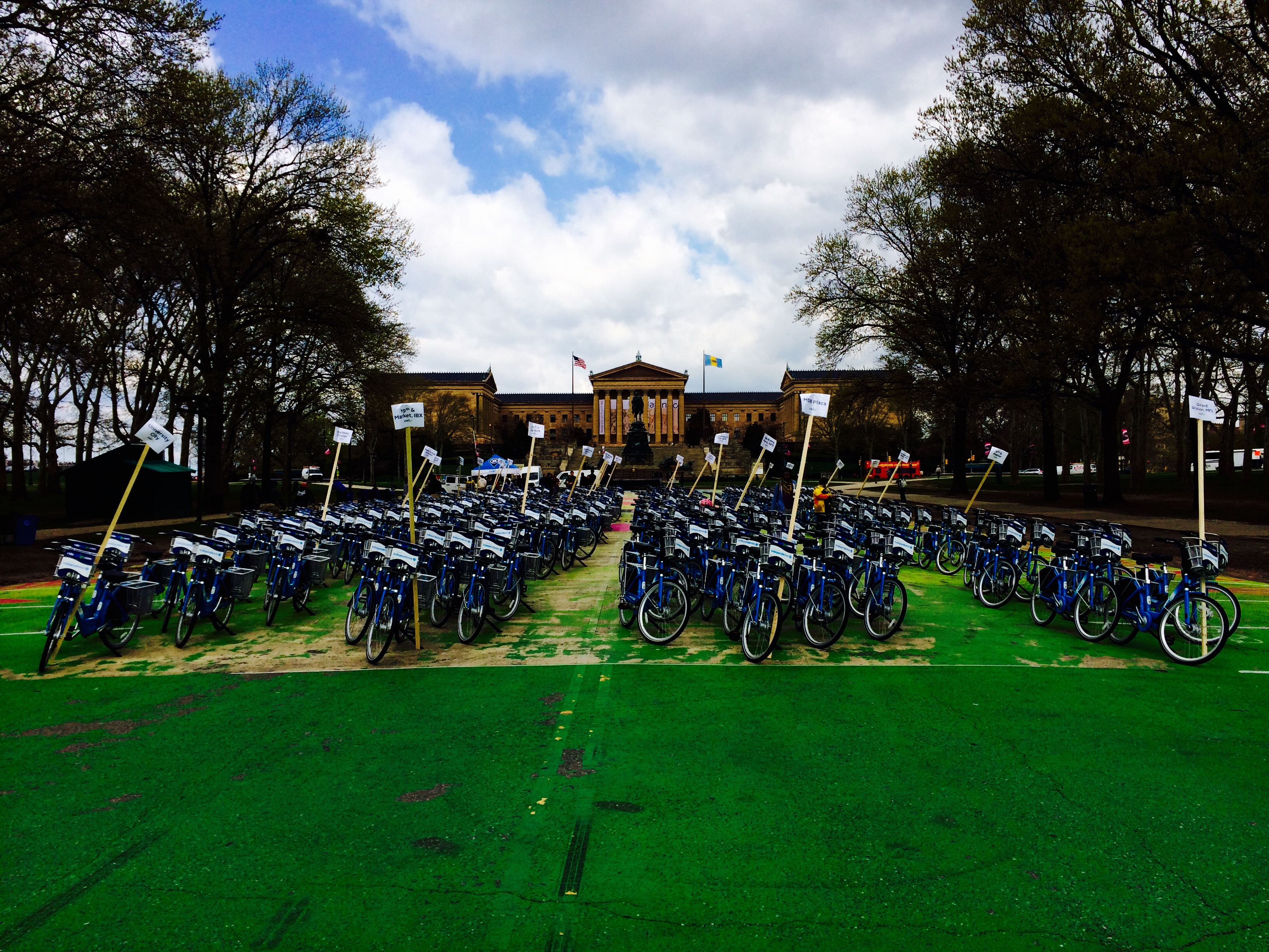 Indego Bikes on Eakins Oval