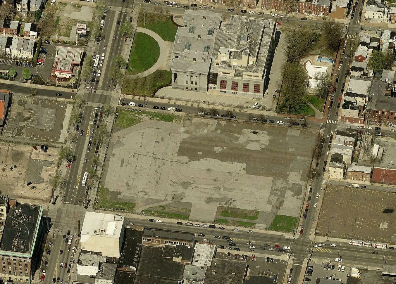 Development site at Broad and Washington | Bing Maps