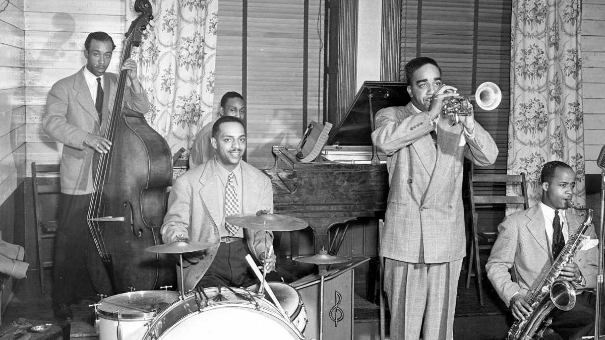 Jazz trumpeter and bandleader Charlie Gaines plays with his band in Philadelphia in 1940. | John W. Mosley/Charles L. Blockson Afro-American Collection of Temple University Libraries