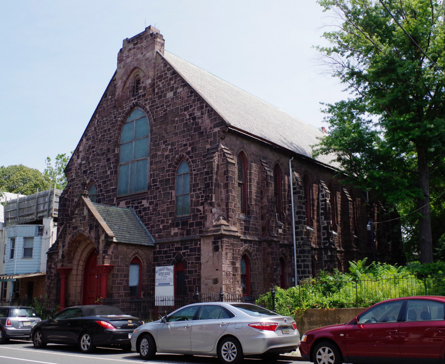 Christ Methodist Episcopal Church / Mt. Pleasant Primitive Baptist | Amy Lambert Christ Methodist Episcopal Church / Mt. Pleasant Primitive Baptist | Amy Lambert