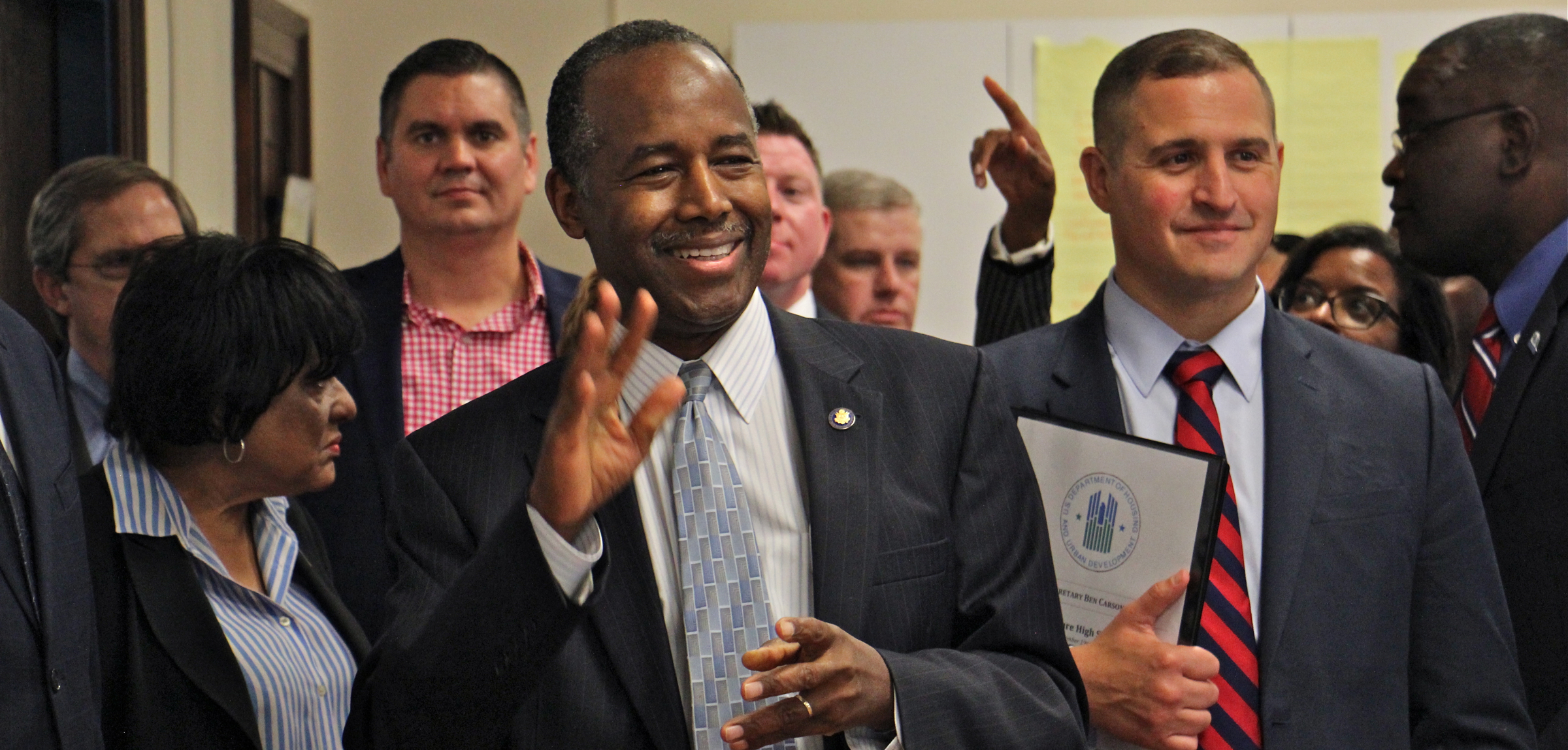 HUD Sec. Ben Carson tours Veterans Multi Service Center in Philadelphia, flanked by Councilwoman Jannie Blackwell and HUD regional administrator Joe DeFelice