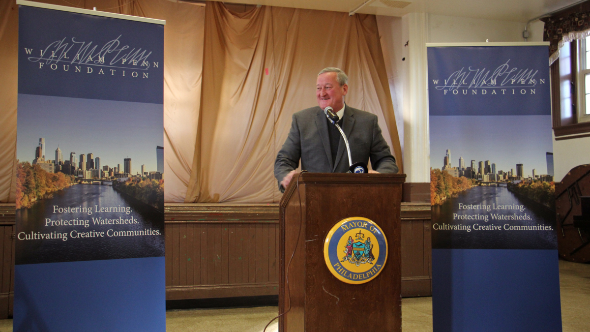 Philadelphia Mayor Jim Kenney welcomes news that the William Penn Foundation will commit up to $100 million to his Rebuild initiative, November 2016. (Emma Lee/WHYY)