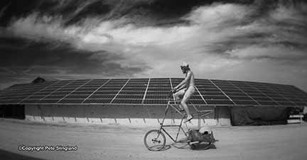 Powered by the sun. (Copyright 2009, Pete Slingland and Burning Man)