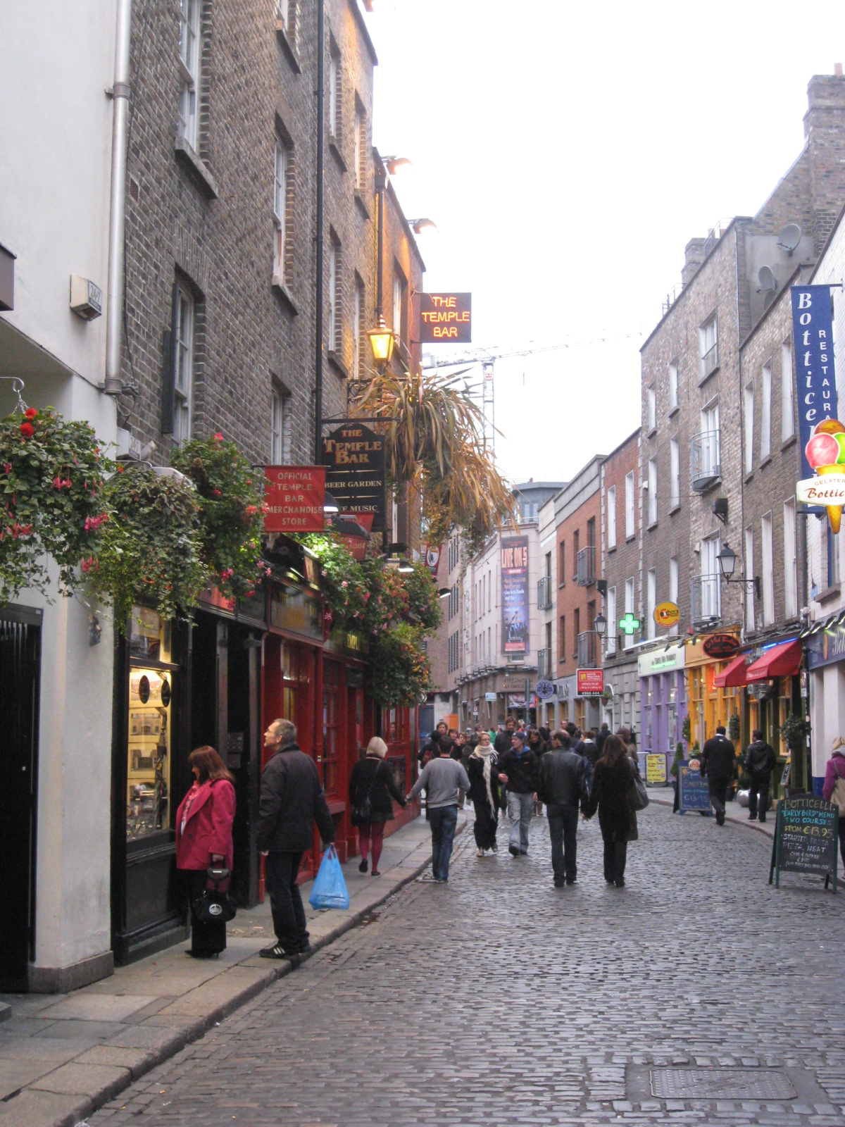 A view of the famous Temple Bar region seen from Fleet Street