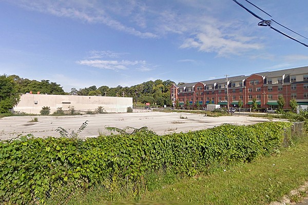 The Philadelphia Redevelopment Authority hopes to attract a developer for this site along Kelly Drive in East Falls. 