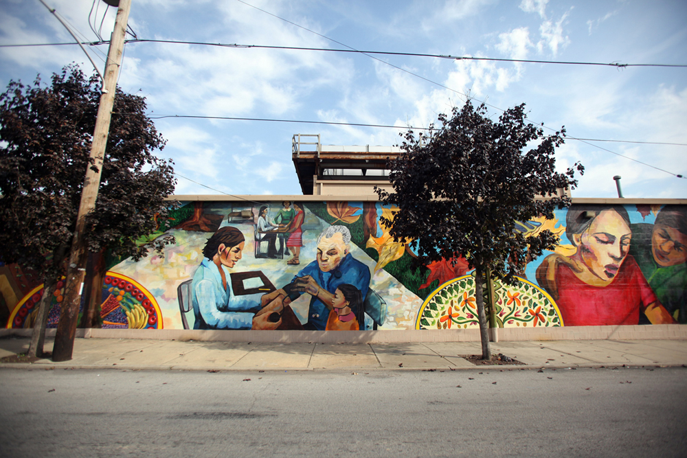 Mural at N. 6th St. (photo by Neal Santos)