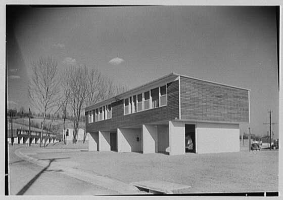 Carver Court, 1943 | Library of Congress, Prints and Photographs Division, ID: gsc 5a10184