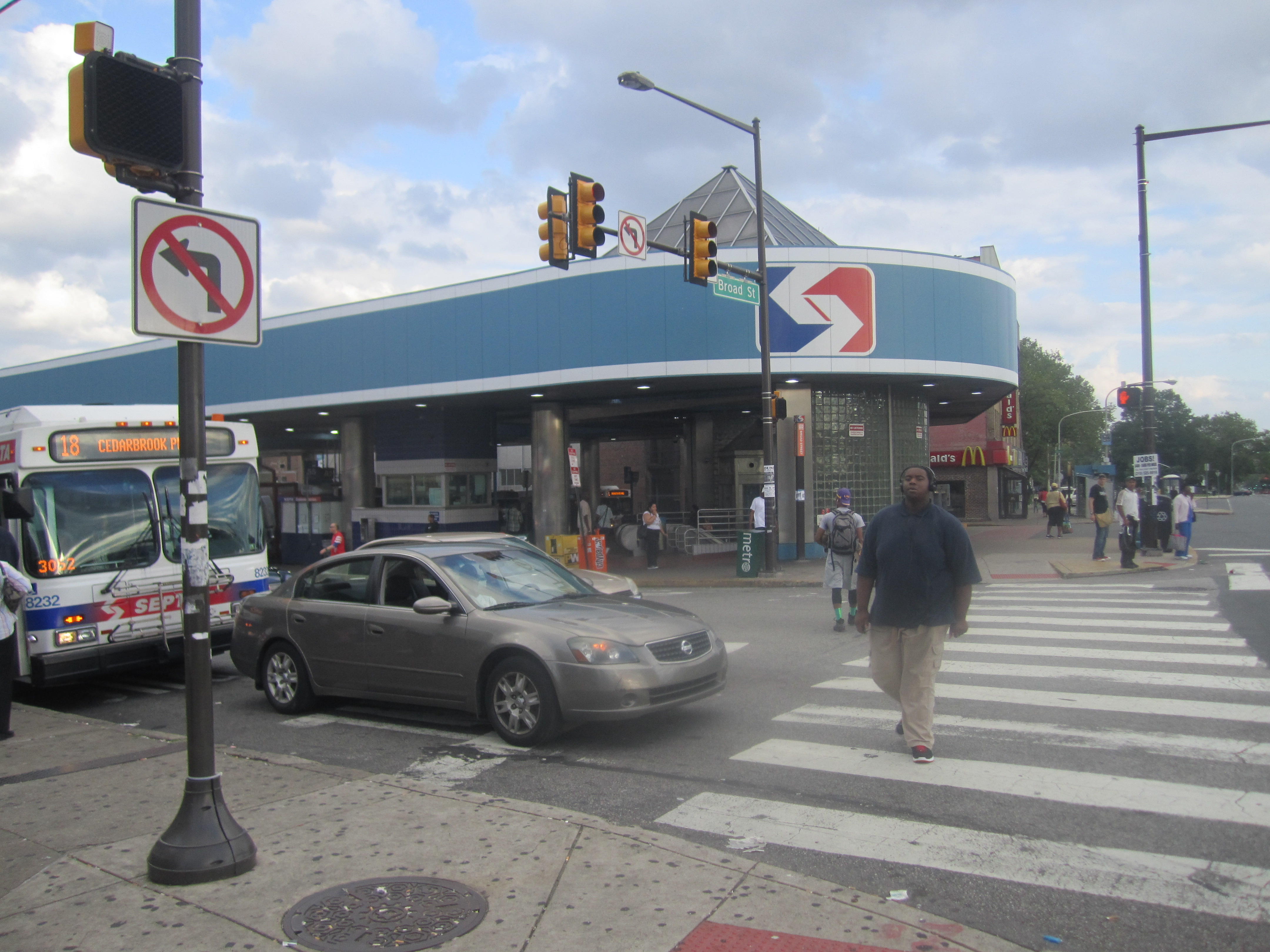 New signals will make it easier for buses to exit Olney Transportation Center