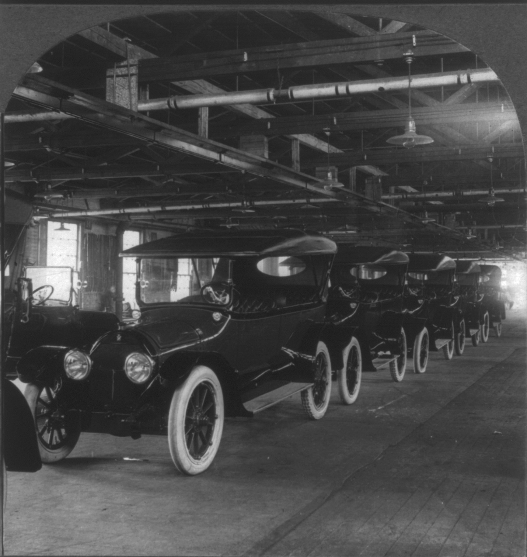 The Ford Model T coming off the production line at the Ford Motor Company Plant at N Broad Street and Lehigh Avenue, c. 1917 | 