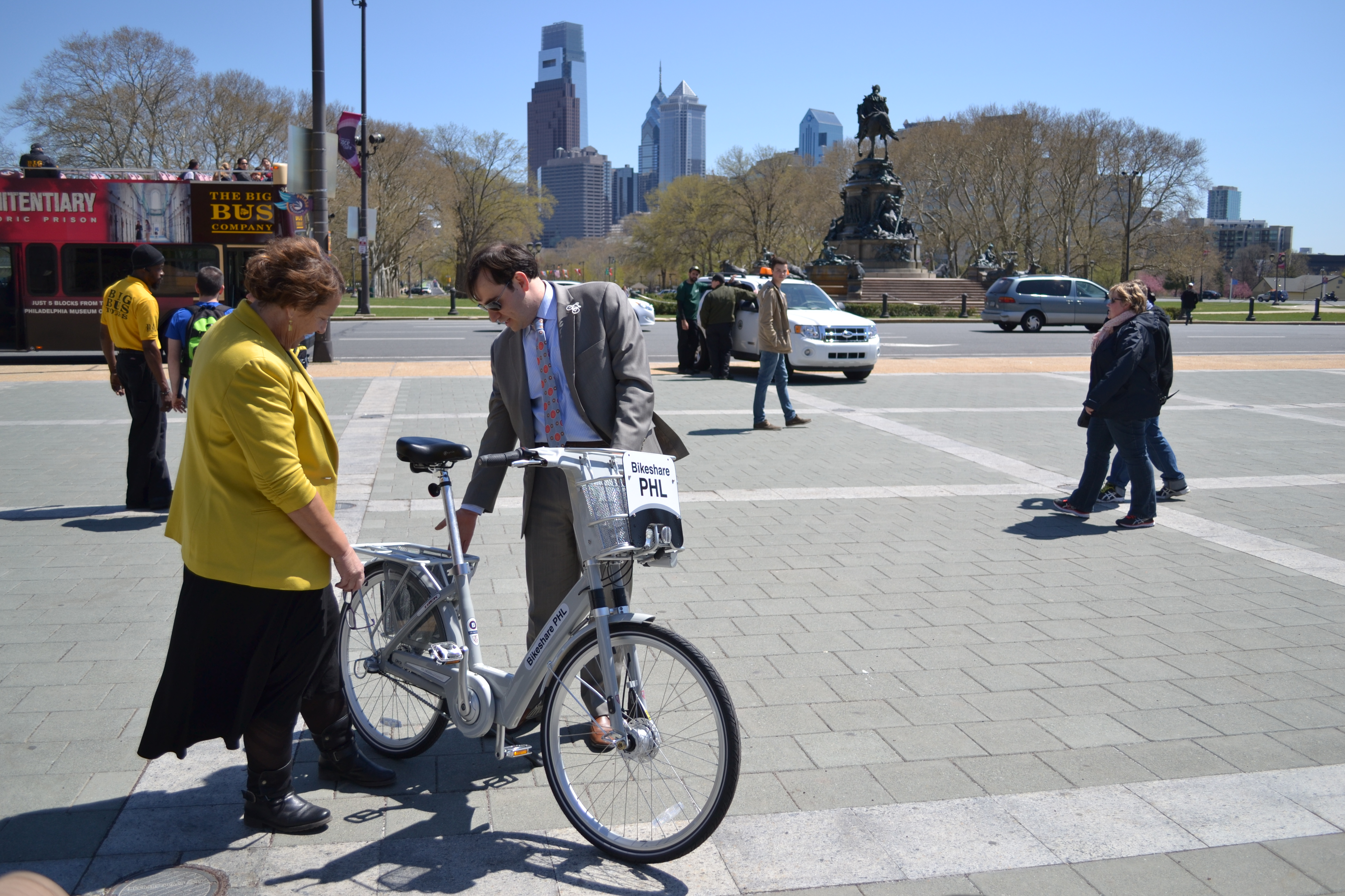 Cutler and Stober check out the B-cycle prototype