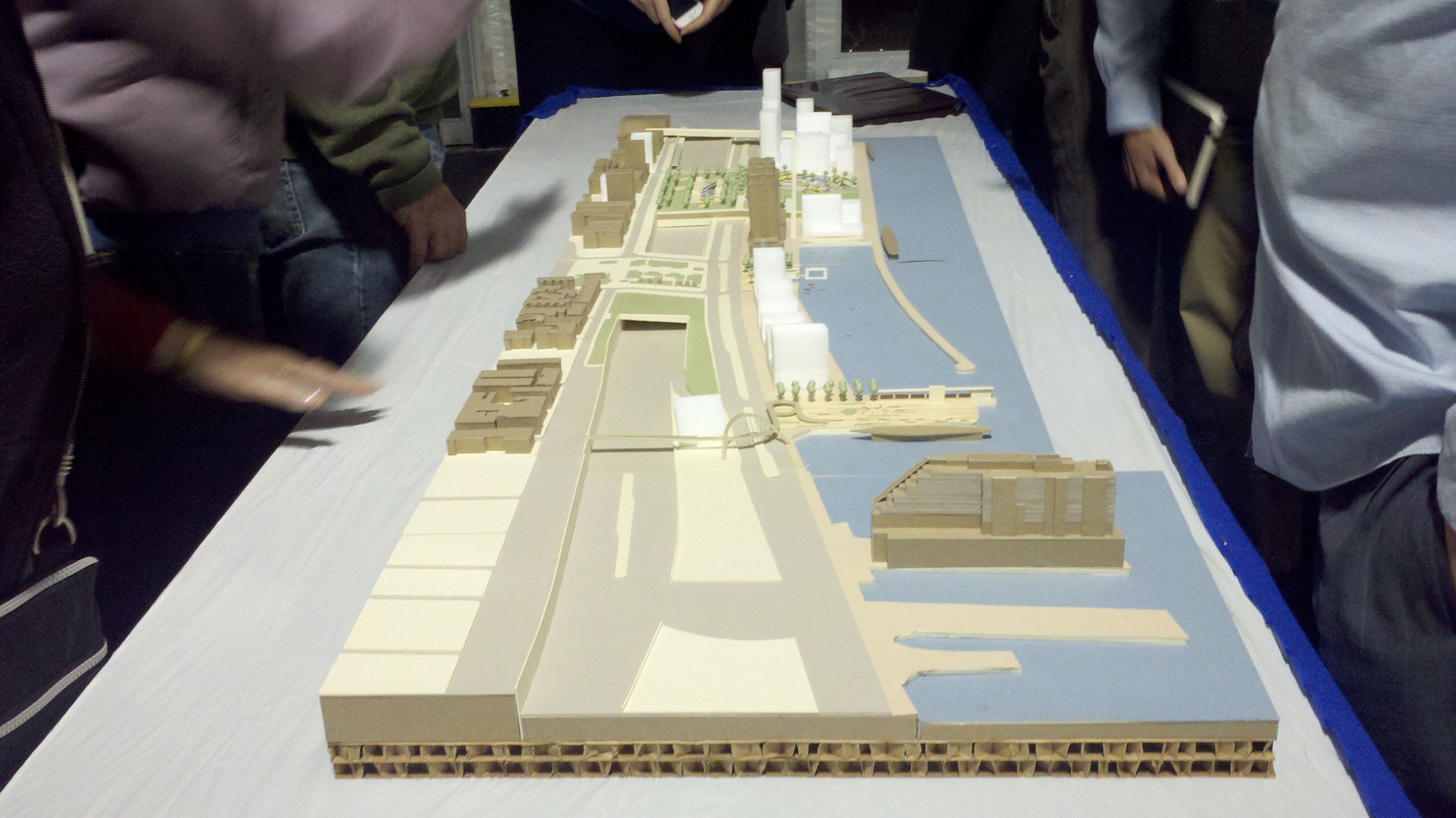 Hargreaves' three-dimensional model for Penn's Landing