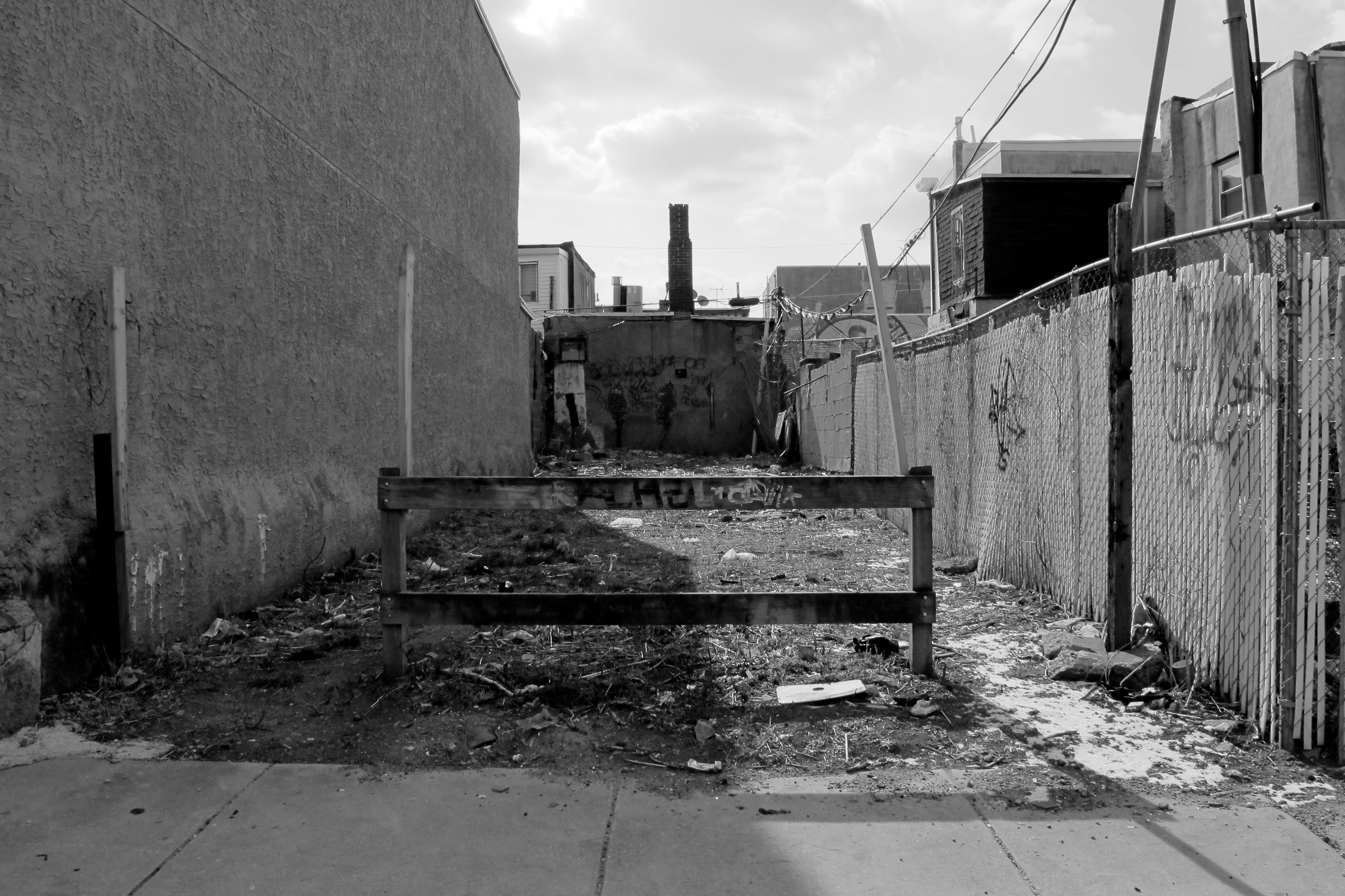 A vacant property owned by the city. A vacant property owned by the city.
