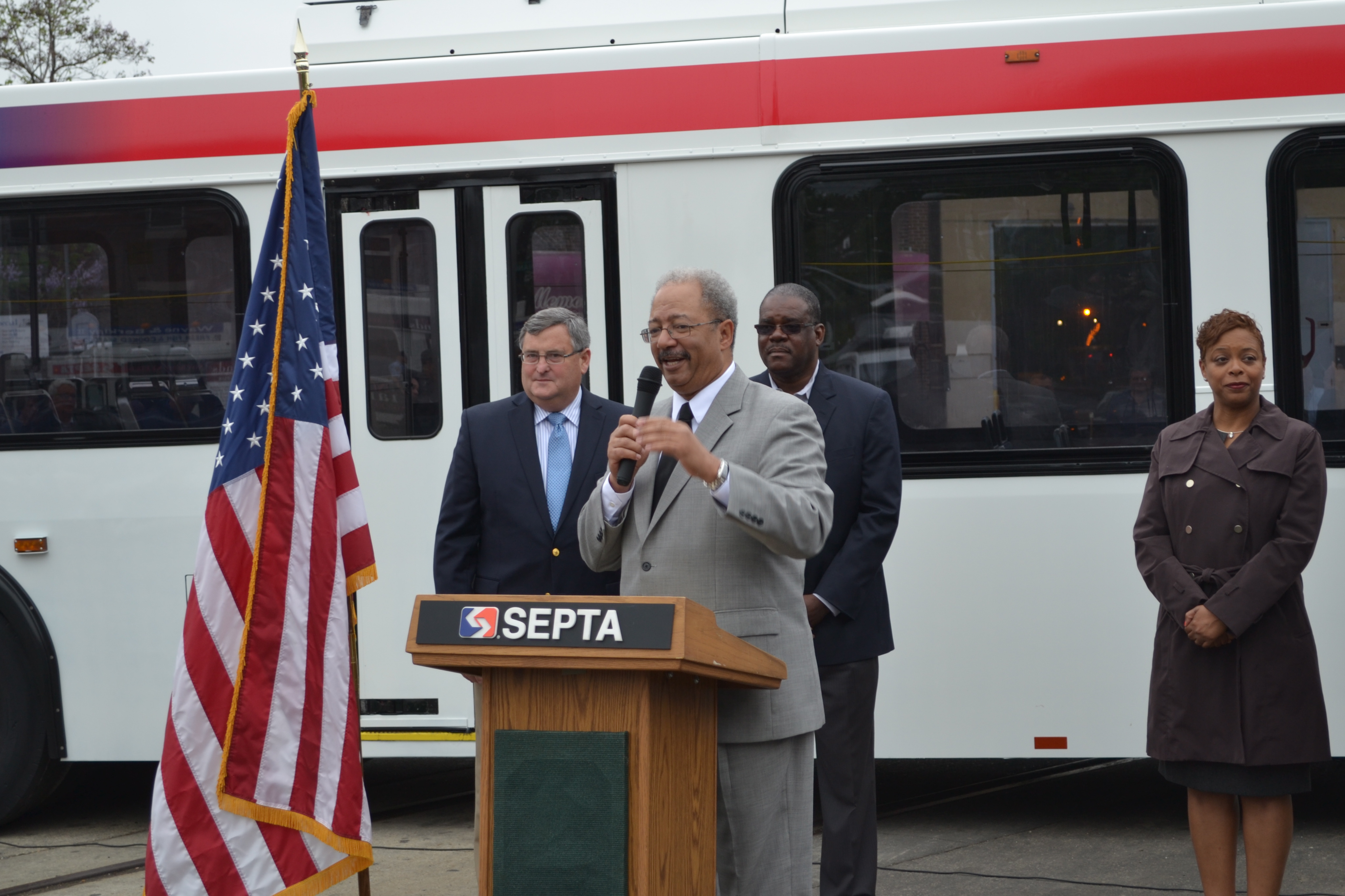 SEPTA officials thanked Congressman Chaka Fattah for securing the funding that made this and the 33rd and Dauphin Bus Loop possible