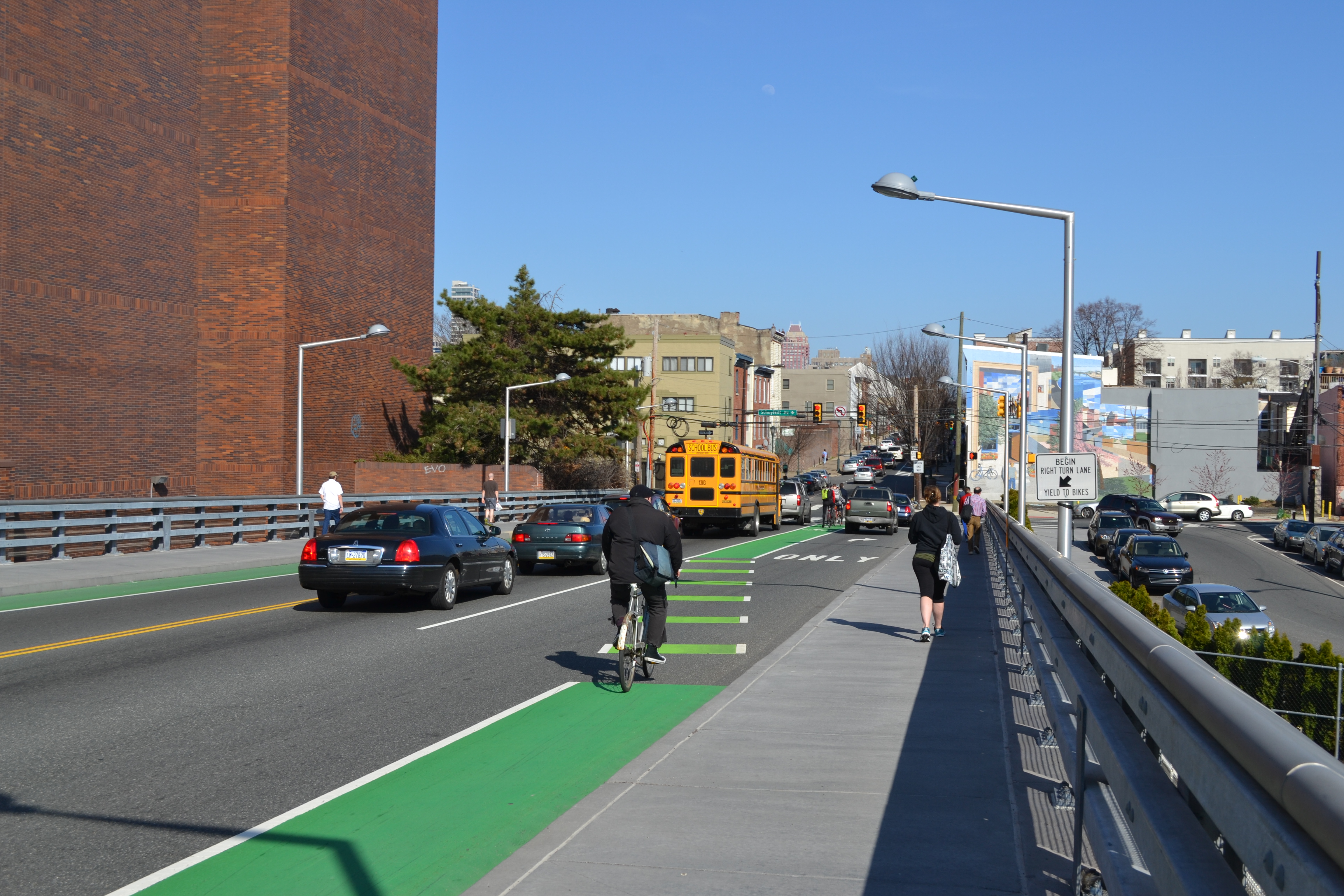 The current bike lane shifts near the Schuylkill Ave end of the bridge